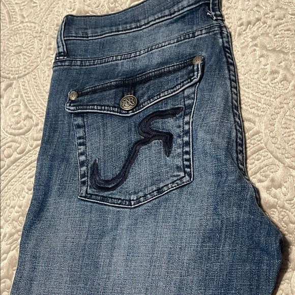 Rock & Republic Blue Jeans with Signature R Design - Picture 4 of 10